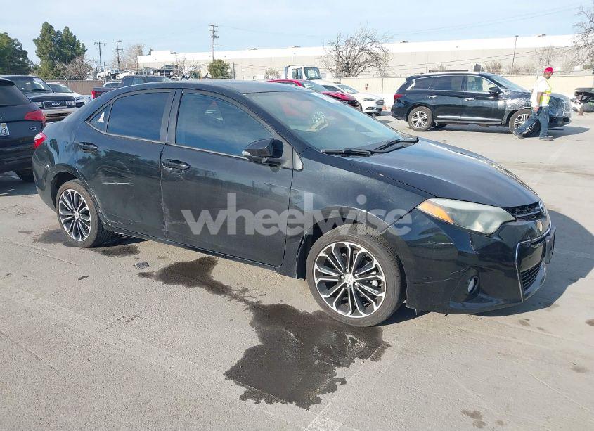 2014 Toyota Corolla S PLUS (VIN 5YFBURHE8EP057996) main photo