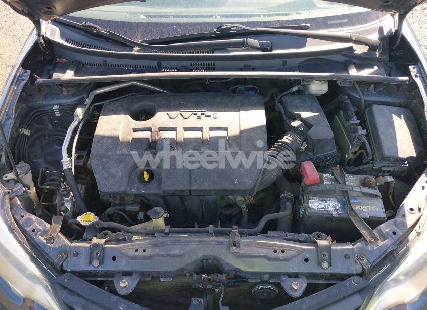 Photo 10 of 2014 Toyota Corolla LE (VIN 5YFBURHE8EP064074)