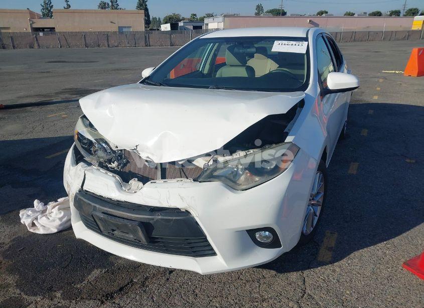 Photo 2 of 2014 Toyota Corolla LE PLUS (VIN 5YFBURHE8EP072532)