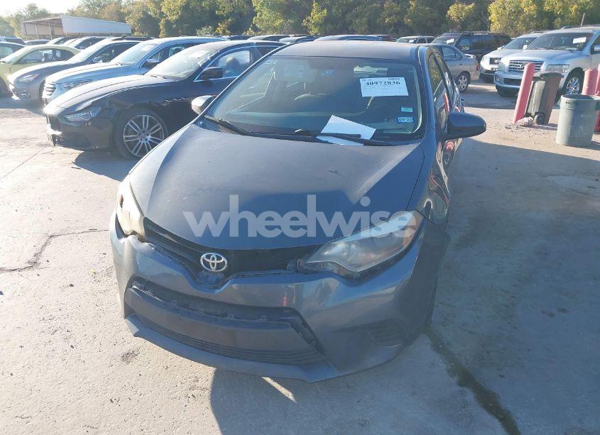 Photo 13 of 2014 Toyota Corolla LE (VIN 5YFBURHE8EP111801)
