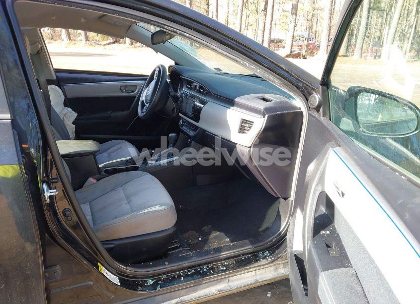 Photo 5 of 2014 Toyota Corolla LE (VIN 5YFBURHE8EP134236)