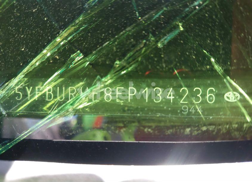 Photo 9 of 2014 Toyota Corolla LE (VIN 5YFBURHE8EP134236)