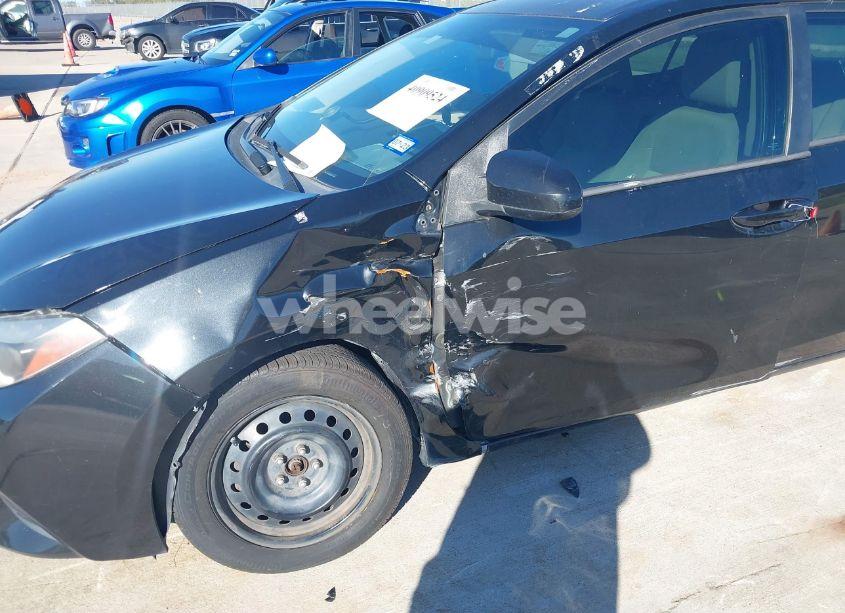 Photo 6 of 2014 Toyota Corolla LE (VIN 5YFBURHE8EP176275)