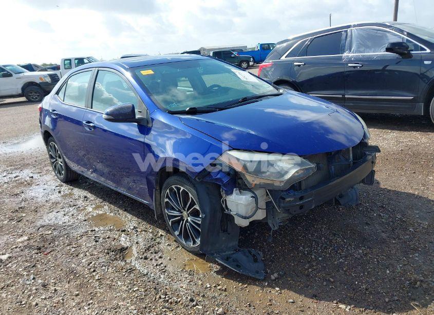 2015 Toyota Corolla S PLUS (VIN 5YFBURHE8FP179677) main photo