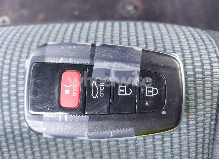 Photo 11 of 2015 Toyota Corolla S PLUS (VIN 5YFBURHE8FP179677)