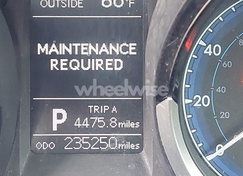 Photo 16 of 2015 Toyota Corolla S PLUS (VIN 5YFBURHE8FP179677)