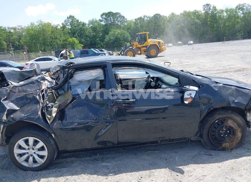 Photo 14 of 2015 Toyota Corolla LE (VIN 5YFBURHE8FP182353)