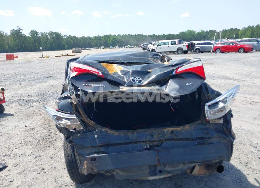 Photo 17 of 2015 Toyota Corolla LE (VIN 5YFBURHE8FP182353)