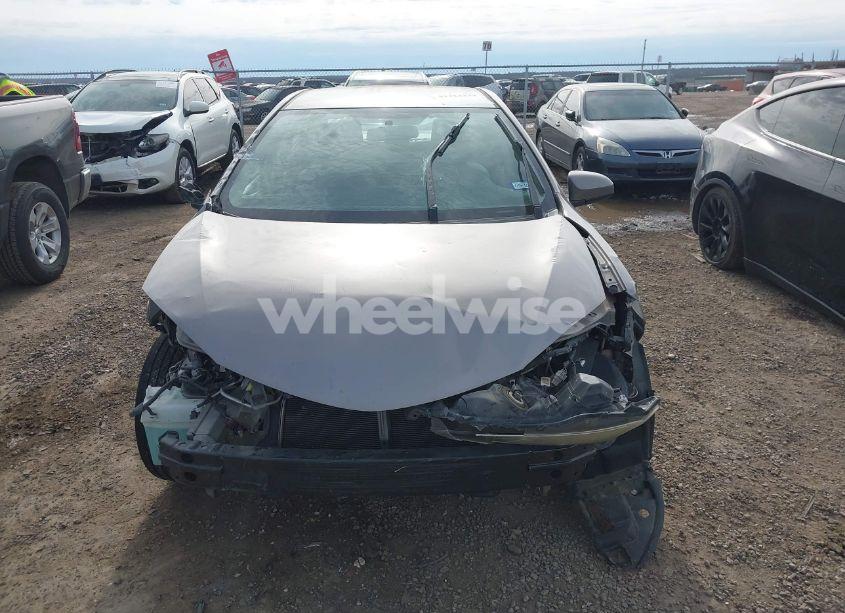 Photo 12 of 2015 Toyota Corolla LE (VIN 5YFBURHE8FP191182)