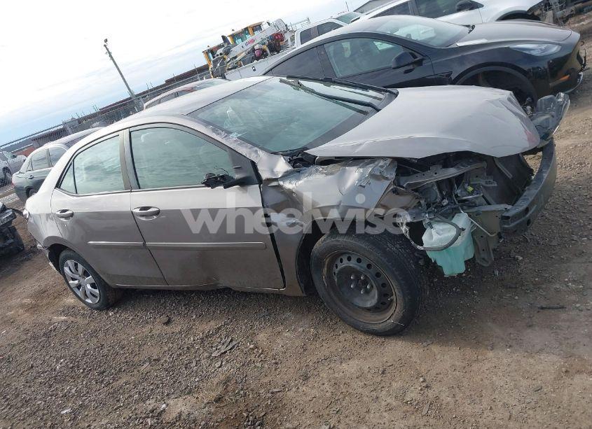 Photo 13 of 2015 Toyota Corolla LE (VIN 5YFBURHE8FP191182)