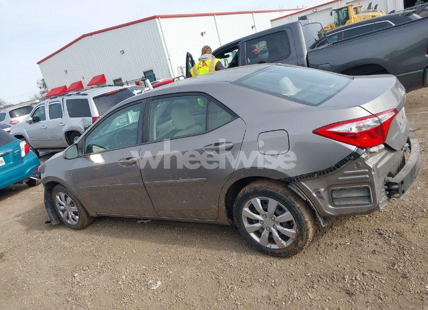 Photo 14 of 2015 Toyota Corolla LE (VIN 5YFBURHE8FP191182)