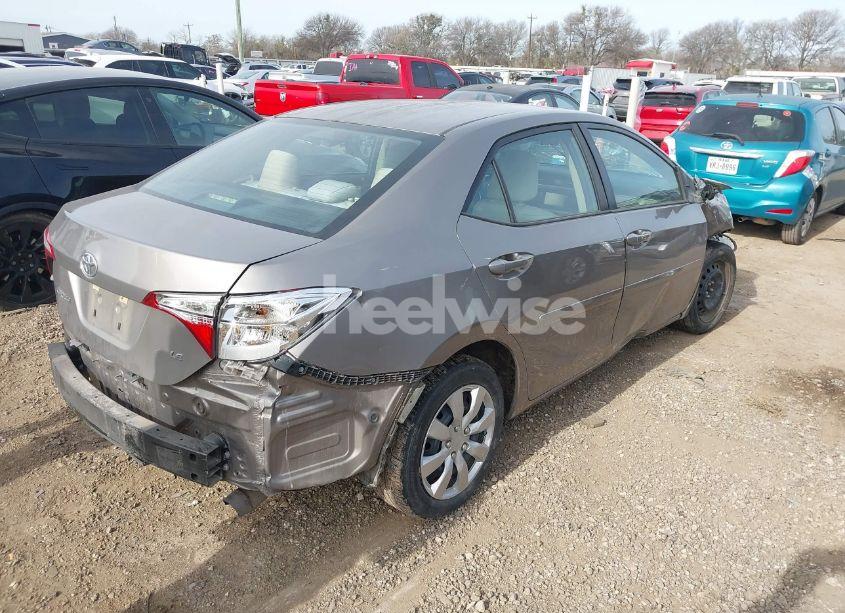 Photo 4 of 2015 Toyota Corolla LE (VIN 5YFBURHE8FP191182)
