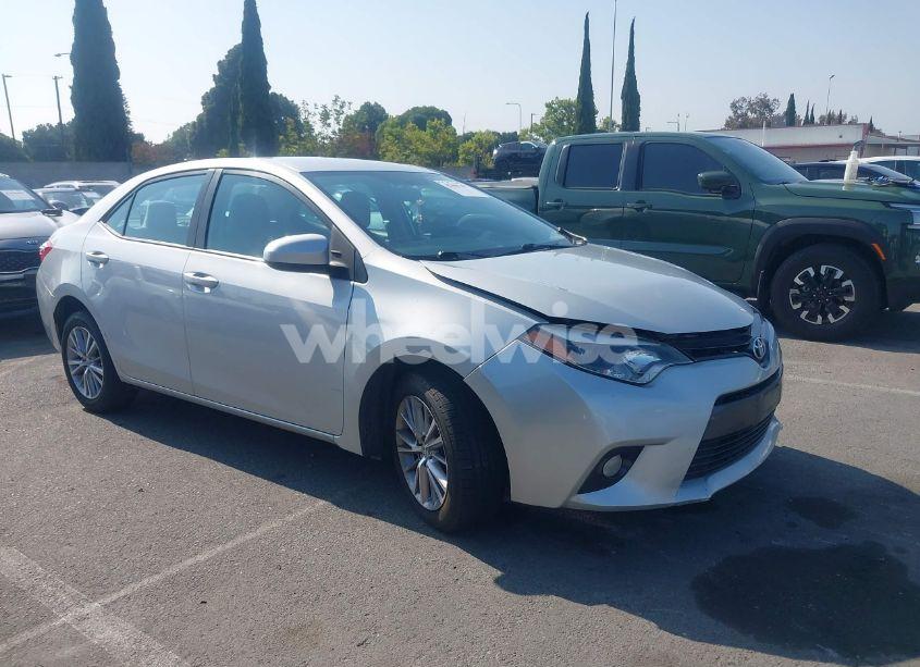 2015 Toyota Corolla LE PLUS (VIN 5YFBURHE8FP191490) main photo