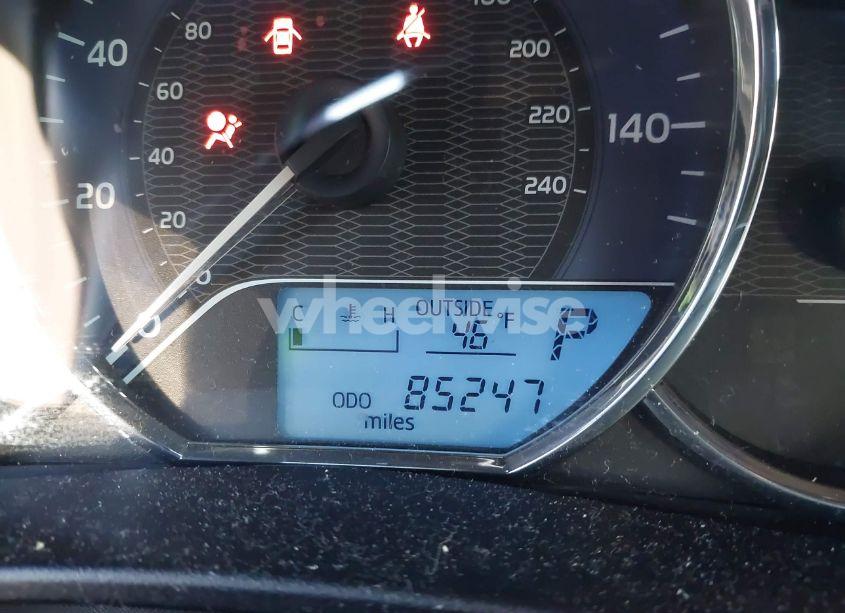 Photo 15 of 2015 Toyota Corolla LE (VIN 5YFBURHE8FP197578)