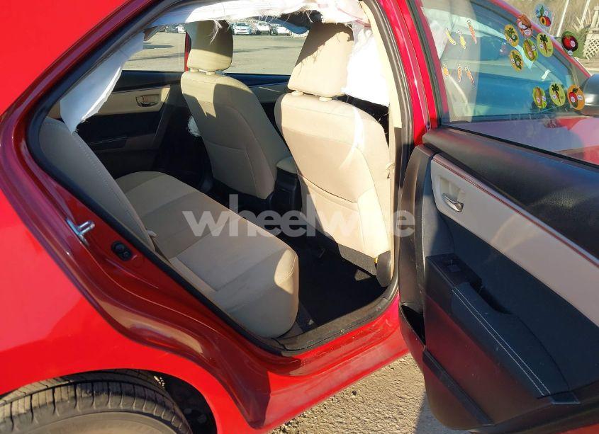 Photo 8 of 2015 Toyota Corolla LE (VIN 5YFBURHE8FP197578)