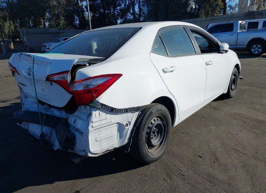 Photo 4 of 2015 Toyota Corolla L (VIN 5YFBURHE8FP230112)