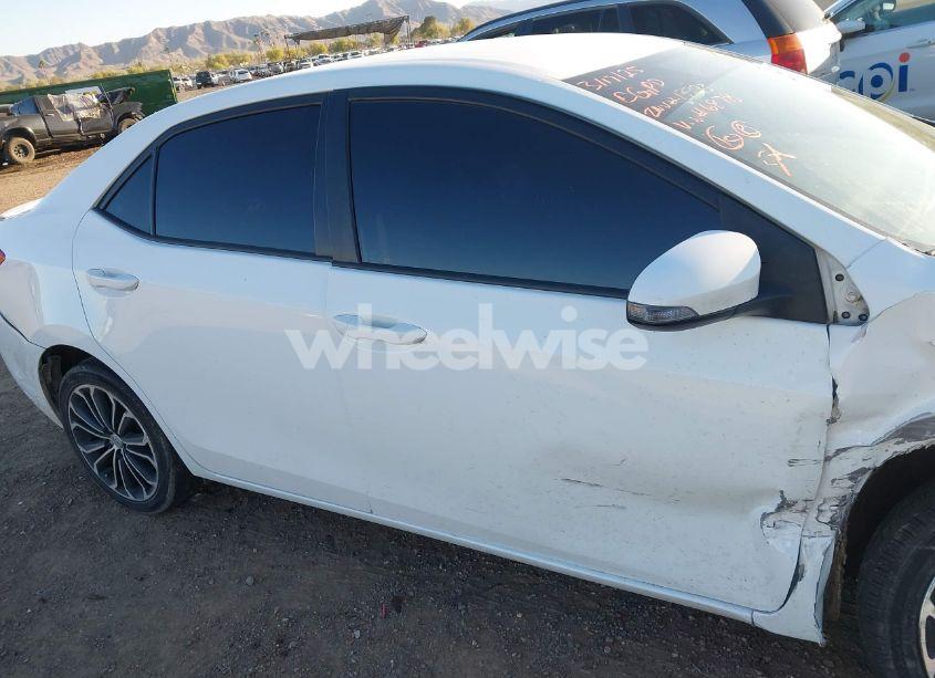 Photo 13 of 2015 Toyota Corolla S PLUS (VIN 5YFBURHE8FP236878)