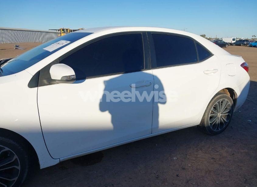 Photo 14 of 2015 Toyota Corolla S PLUS (VIN 5YFBURHE8FP236878)