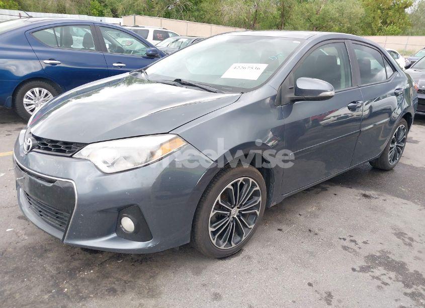 Photo 2 of 2015 Toyota Corolla S PLUS (VIN 5YFBURHE8FP239375)