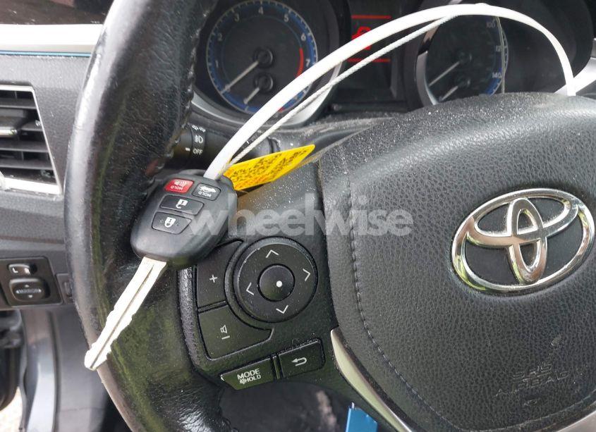 Photo 11 of 2015 Toyota Corolla S (VIN 5YFBURHE8FP257438)