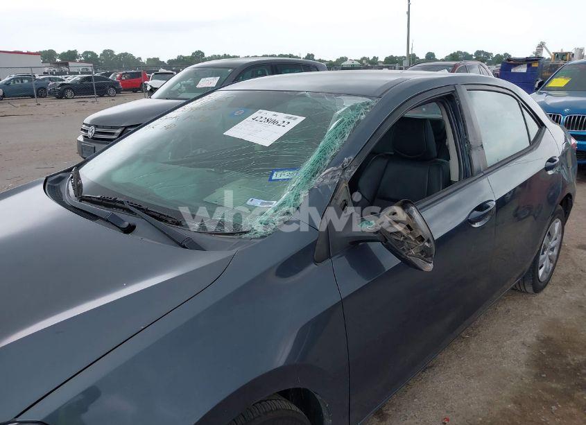 Photo 6 of 2015 Toyota Corolla S (VIN 5YFBURHE8FP257438)