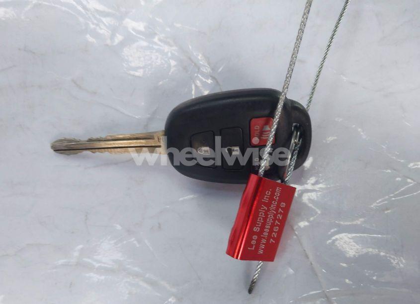 Photo 11 of 2015 Toyota Corolla S PLUS (VIN 5YFBURHE8FP262915)