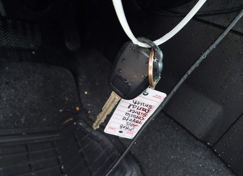 Photo 11 of 2015 Toyota Corolla LE (VIN 5YFBURHE8FP267547)