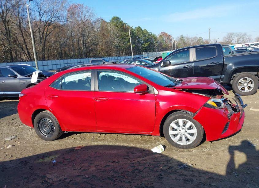 Photo 13 of 2015 Toyota Corolla LE (VIN 5YFBURHE8FP267743)