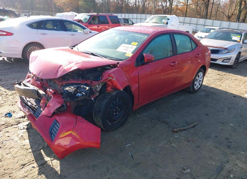 Photo 2 of 2015 Toyota Corolla LE (VIN 5YFBURHE8FP267743)