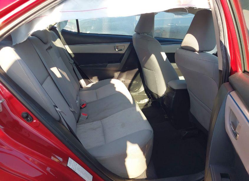 Photo 8 of 2015 Toyota Corolla LE (VIN 5YFBURHE8FP267743)