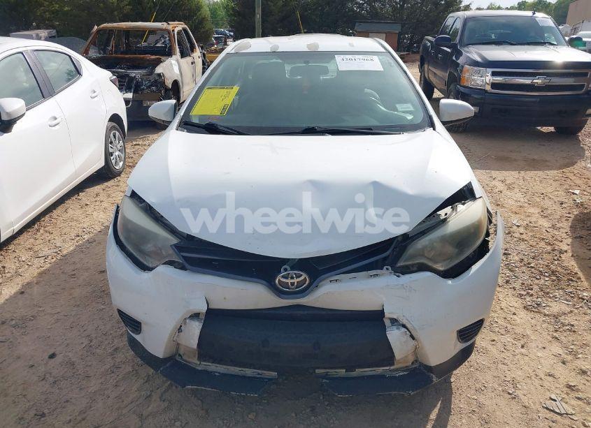 Photo 12 of 2015 Toyota Corolla LE (VIN 5YFBURHE8FP274935)