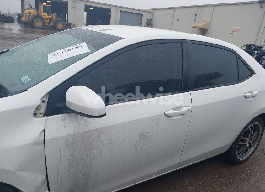 Photo 14 of 2015 Toyota Corolla L/LE/LE PLS/PRM/S/S PLS (VIN 5YFBURHE8FP287569)