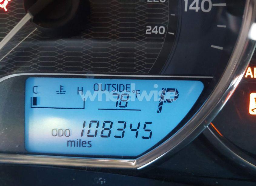 Photo 16 of 2015 Toyota Corolla LE (VIN 5YFBURHE8FP315273)