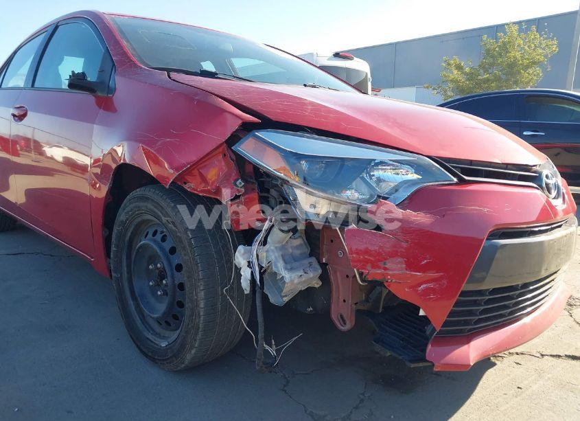 Photo 6 of 2015 Toyota Corolla LE (VIN 5YFBURHE8FP315273)