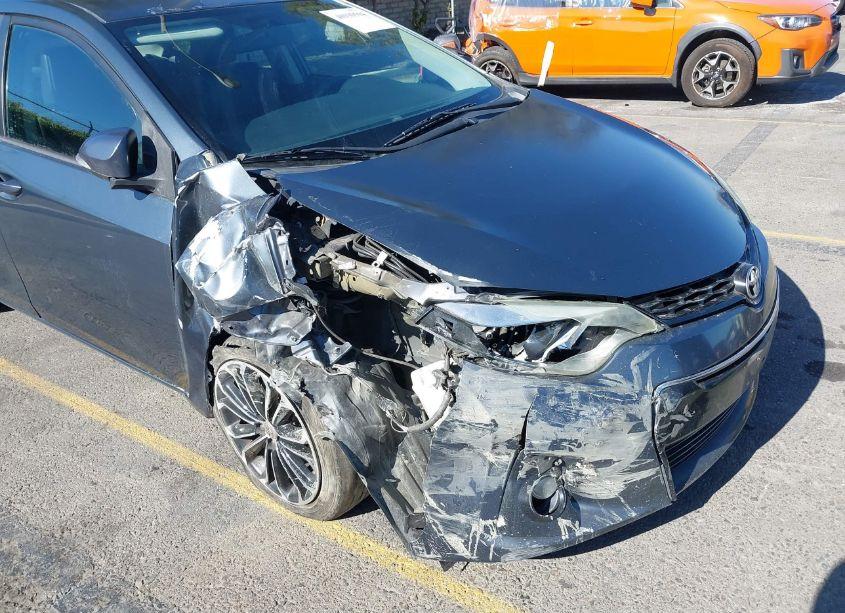 Photo 6 of 2015 Toyota Corolla S PLUS (VIN 5YFBURHE8FP321588)