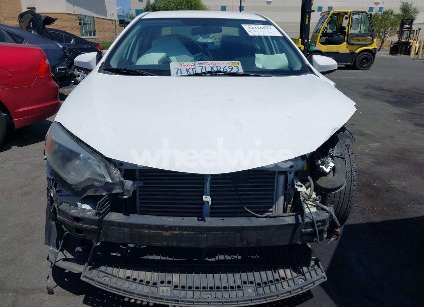 Photo 13 of 2015 Toyota Corolla L/LE/LE PLUS/LE PREMIUM/S/S PLUS/S PREMIUM (VIN 5YFBURHE8FP323230)