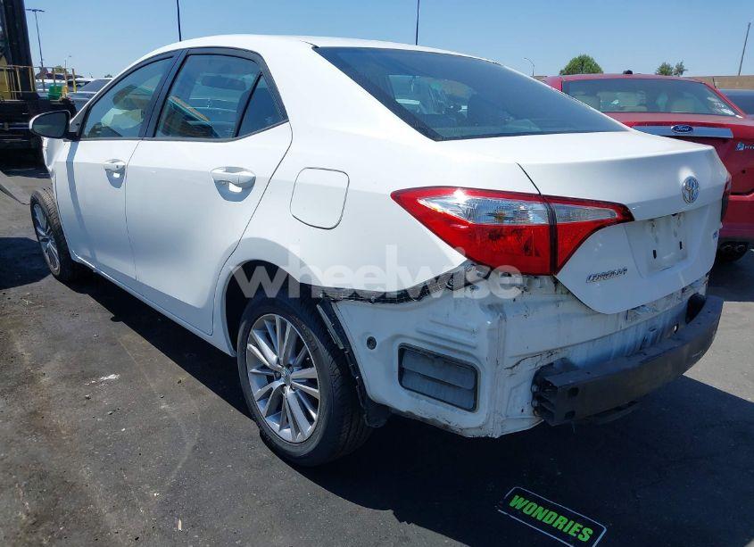 Photo 3 of 2015 Toyota Corolla L/LE/LE PLUS/LE PREMIUM/S/S PLUS/S PREMIUM (VIN 5YFBURHE8FP323230)