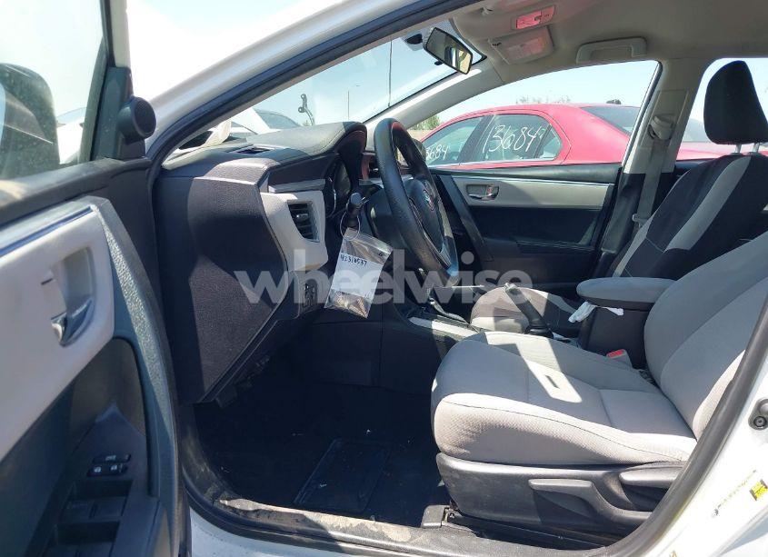 Photo 5 of 2015 Toyota Corolla L/LE/LE PLUS/LE PREMIUM/S/S PLUS/S PREMIUM (VIN 5YFBURHE8FP323230)