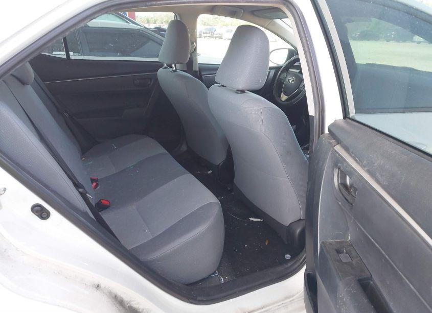 Photo 8 of 2015 Toyota Corolla L (VIN 5YFBURHE8FP336947)