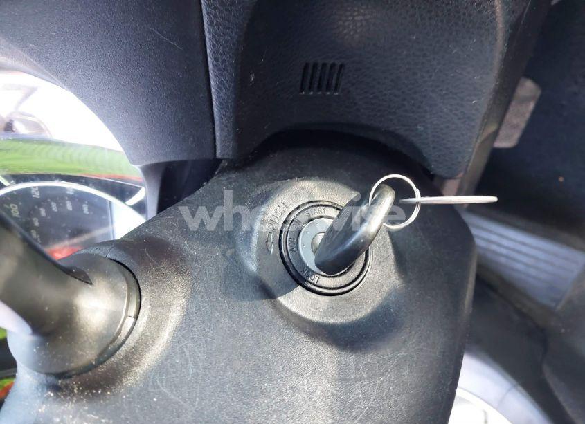 Photo 11 of 2015 Toyota Corolla L (VIN 5YFBURHE8FP350427)