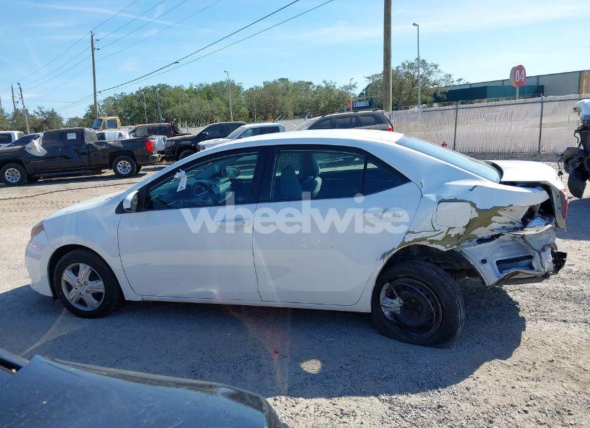 Photo 15 of 2015 Toyota Corolla L (VIN 5YFBURHE8FP350427)