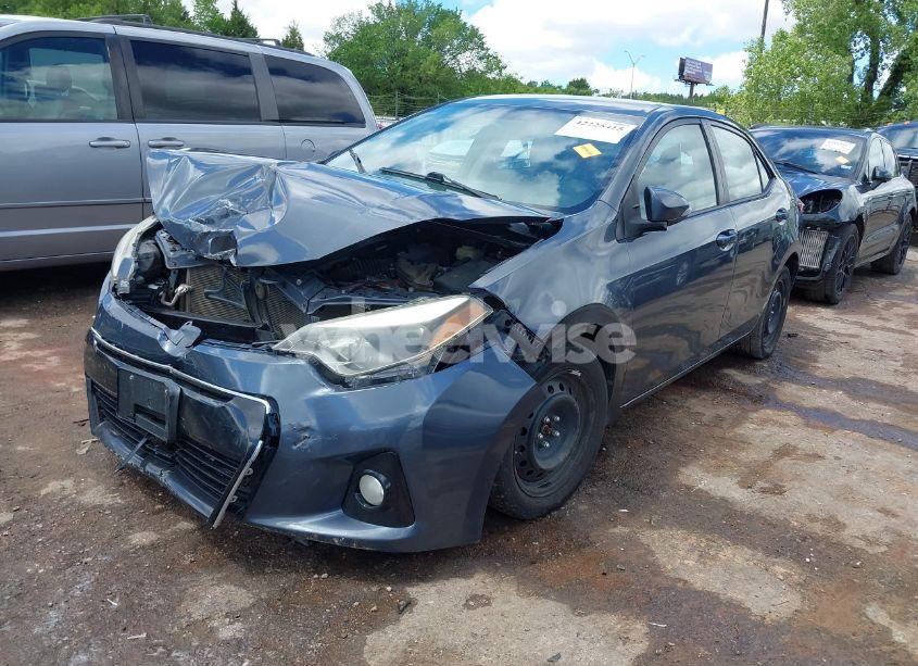 Photo 2 of 2016 Toyota Corolla S (VIN 5YFBURHE8GP385583)