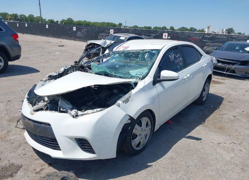 Photo 2 of 2016 Toyota Corolla LE (VIN 5YFBURHE8GP387415)