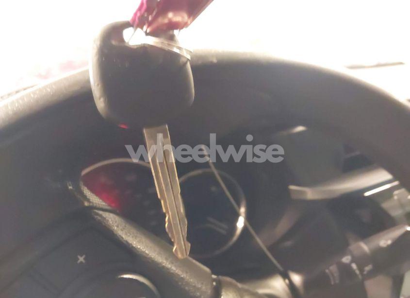 Photo 11 of 2016 Toyota Corolla LE (VIN 5YFBURHE8GP417271)