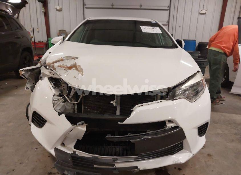 Photo 12 of 2016 Toyota Corolla LE (VIN 5YFBURHE8GP417271)