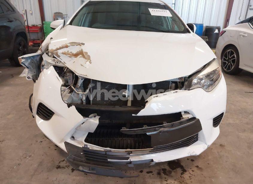 Photo 6 of 2016 Toyota Corolla LE (VIN 5YFBURHE8GP417271)