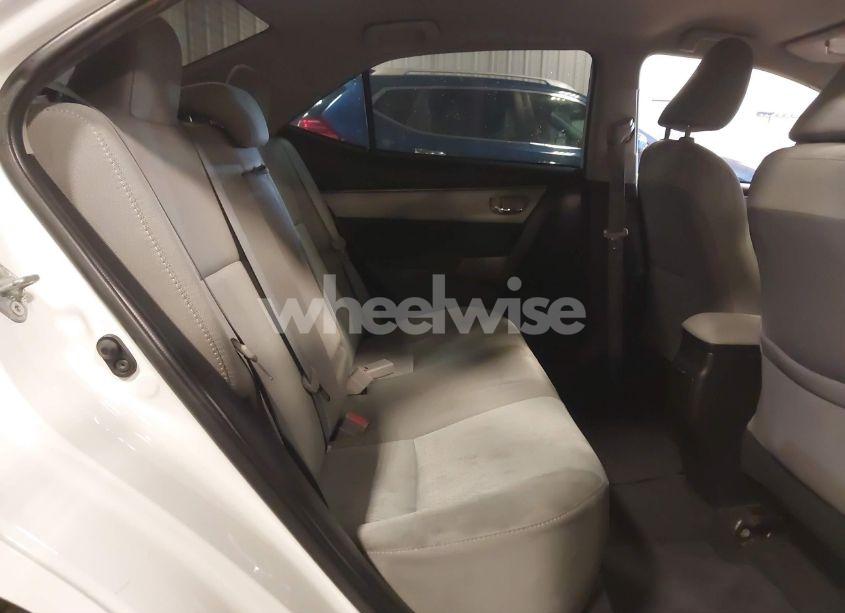 Photo 8 of 2016 Toyota Corolla LE (VIN 5YFBURHE8GP417271)