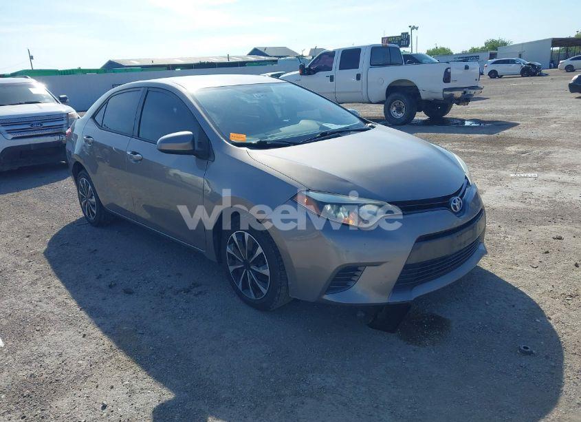 2016 Toyota Corolla LE (VIN 5YFBURHE8GP459407) main photo