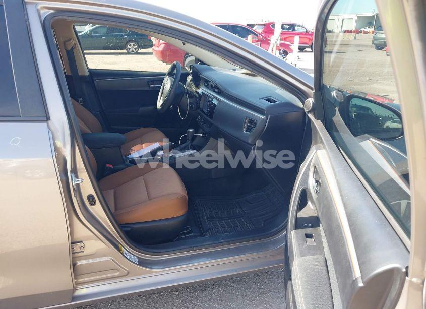 Photo 5 of 2016 Toyota Corolla LE (VIN 5YFBURHE8GP459407)