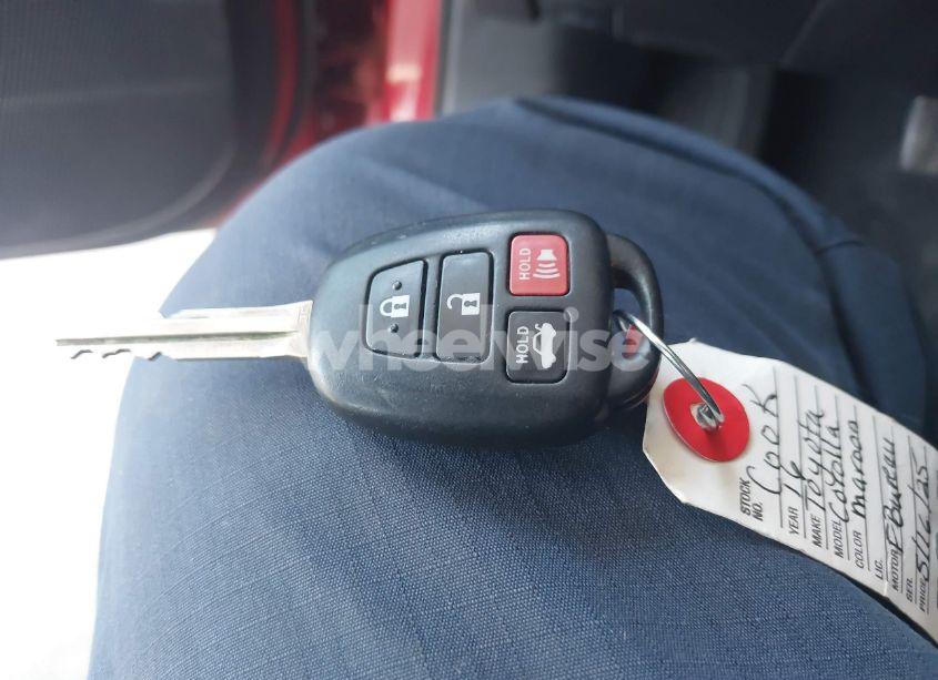 Photo 11 of 2016 Toyota Corolla LE (VIN 5YFBURHE8GP466857)